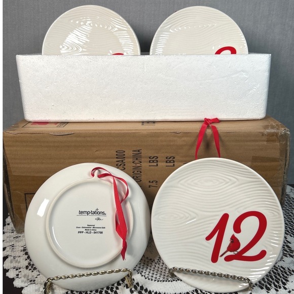 Temptations Tara's Cardinal Ceramic Christmas Ornament Plates (Set of 12) (#3) - Picture 4 of 10